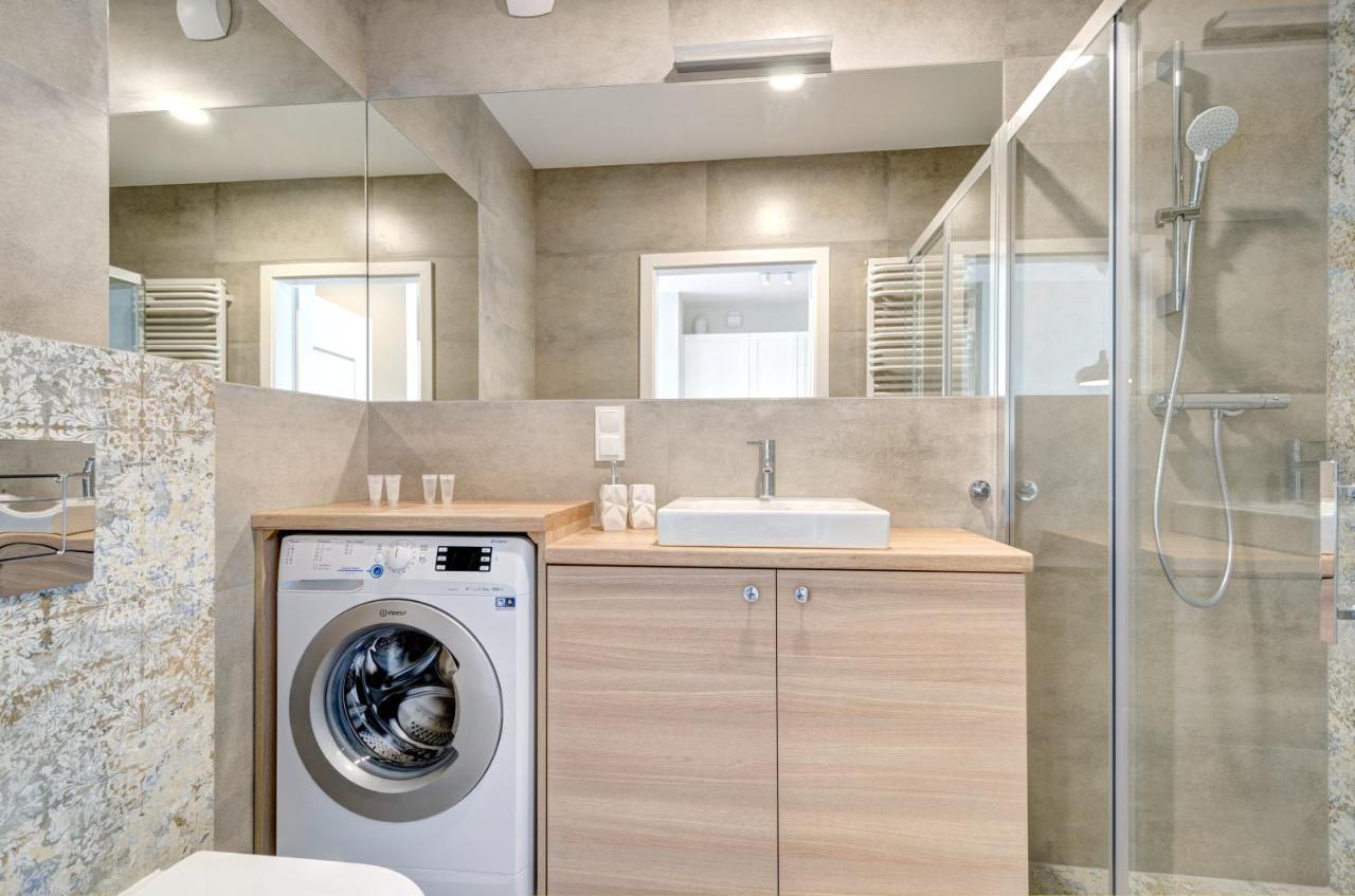 Dom & House - Apartments Old Town Tartaczna غدانسك المظهر الخارجي الصورة